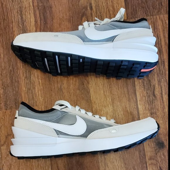 Nike Waffle One "Summit White" - GS 5.5Y (Women US 7) - Picture 5 of 12